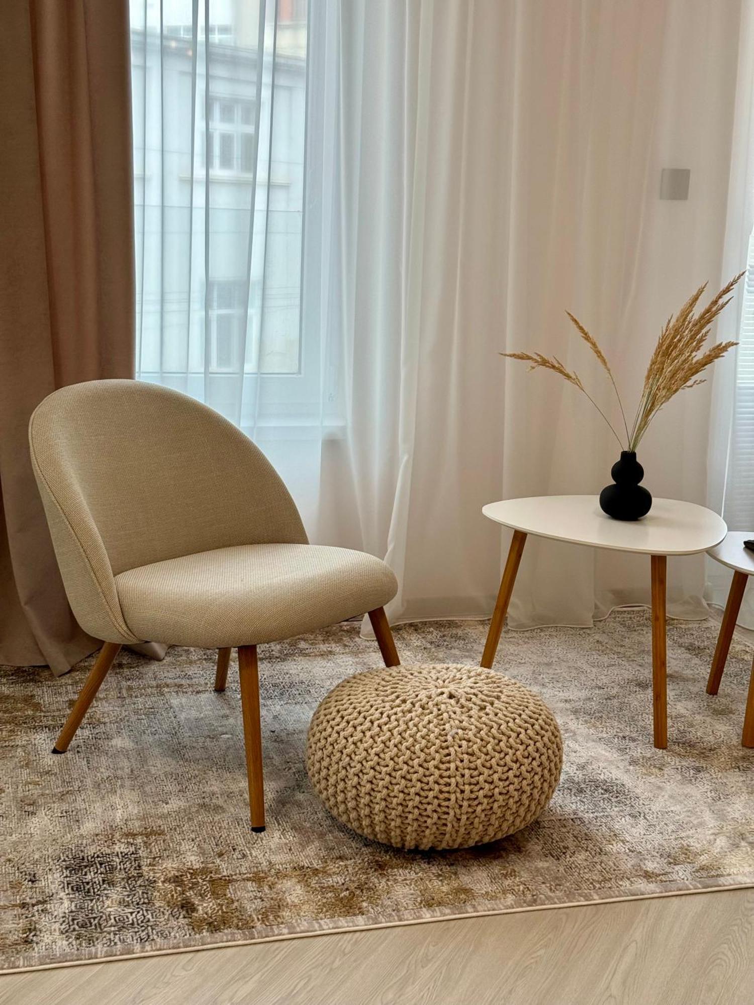 Skau Piano Family & Business Apartment Free Parking براتسيلافا المظهر الخارجي الصورة